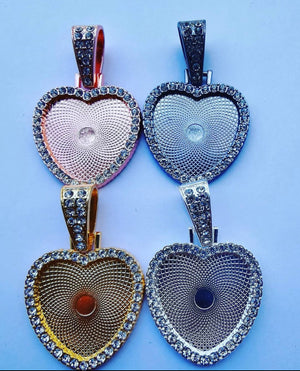 Open image in slideshow, Custom Rhinestone Heart Pendant Photo Charm
